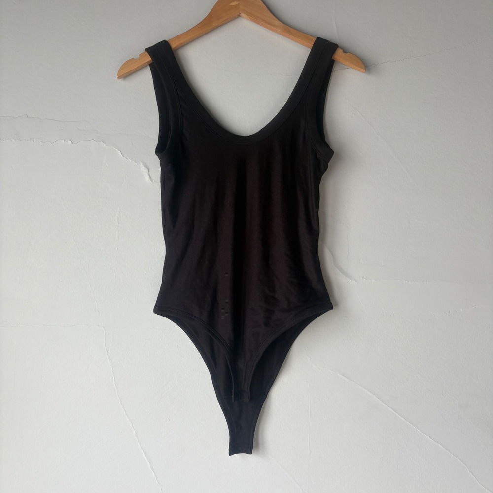 UNIQLO alexander wang HEATTECH Ribbed Black Scoop Neck Tank Bodysuit Large - Picture 2 of 6